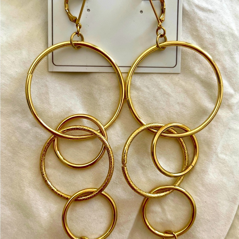 Hoop earrings - Picture 6 of 6